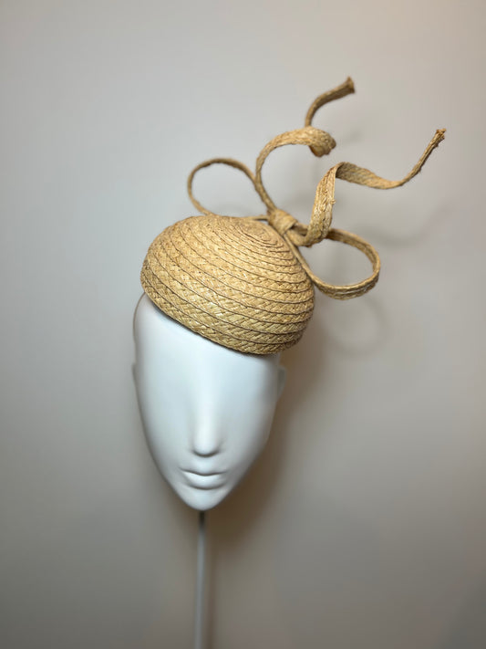 Natural straw bow twist
