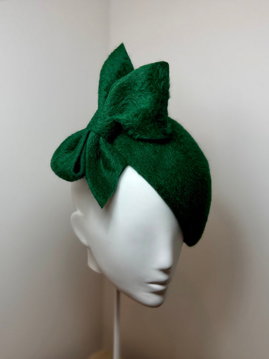 Emerald Luxe Felt Beret with sculptured bow