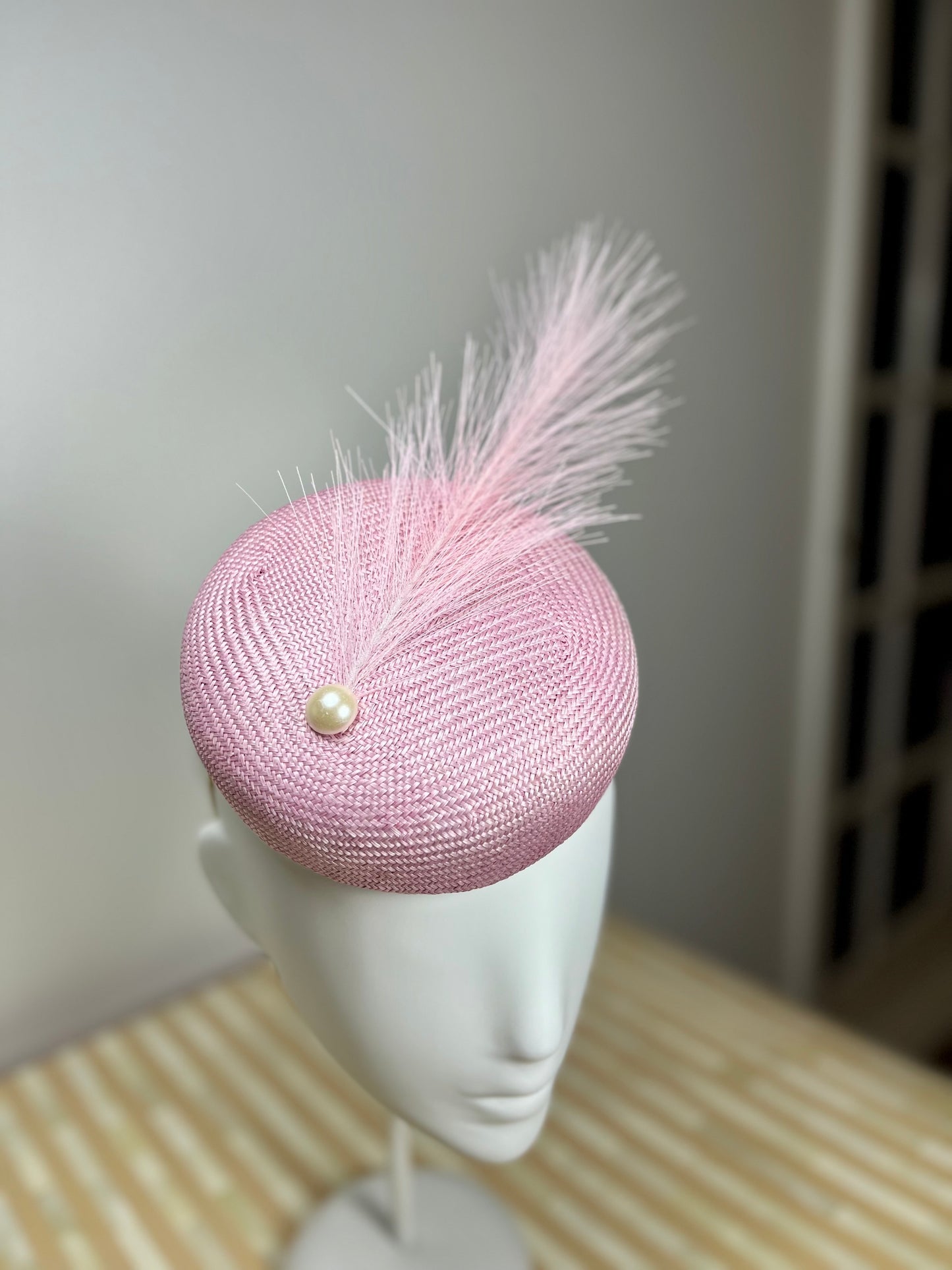 Pink feather and pearl